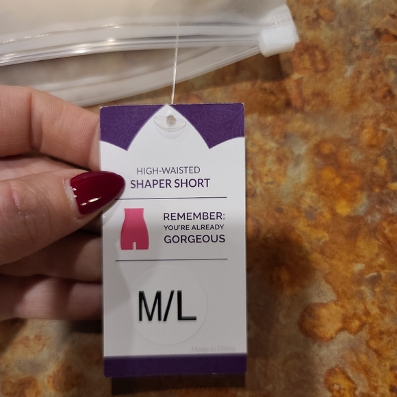 Empetua All Day Every Day High Waisted ShaperShort - Picture 9 of 12